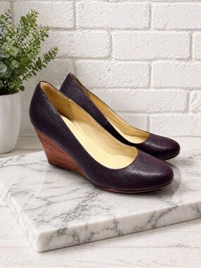 Cole Haan Lainey Dark Plum Textured Leather Wedge Pumps Size 10.5